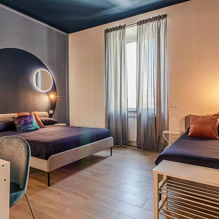 Moonlight Stylish Central, Hospital & Station Livorno Ngoại thất bức ảnh