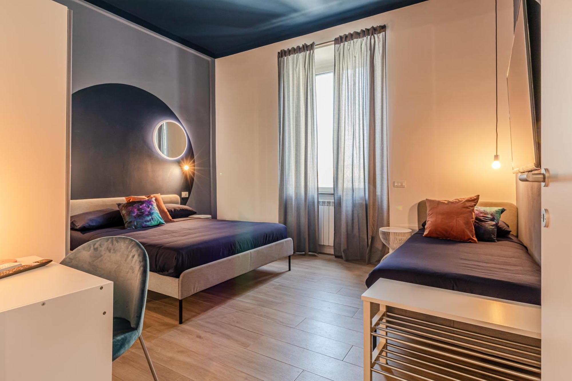Moonlight Stylish Central, Hospital & Station Livorno Ngoại thất bức ảnh